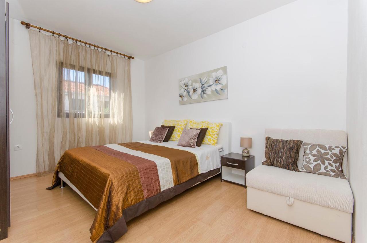 Apartments Derado Супетар Екстер'єр фото