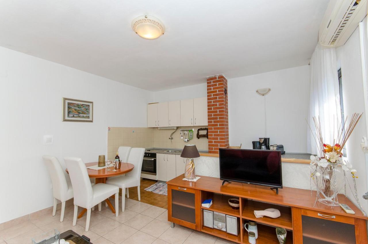Apartments Derado Супетар Екстер'єр фото